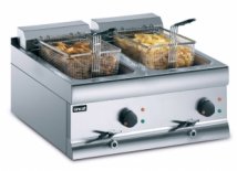 Twin Tank Fryers With 2 Baskets